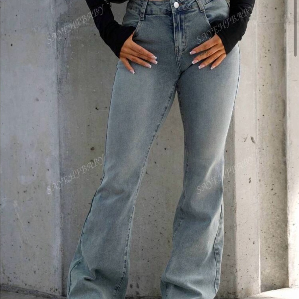 SHEIN women’s cross pocket flare leg casual versátiles  jeans